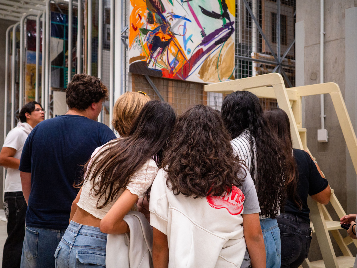 Vamos fazer uma exposição com a Coleção do CAM?
