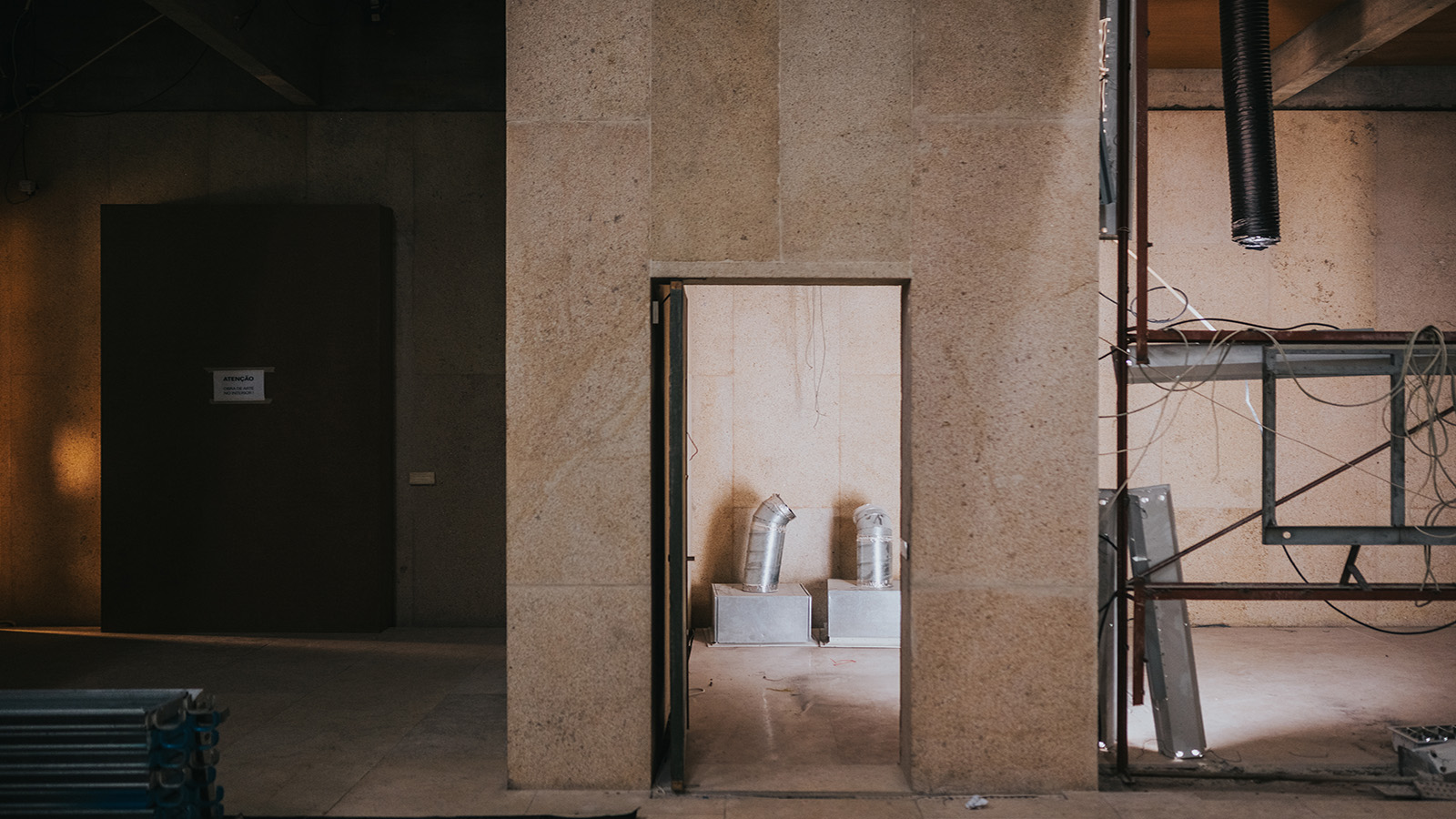 Behind the scenes of the numismatics office renovation © Pedro Pina